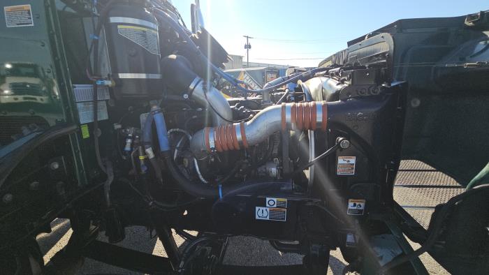 2020 Peterbilt 348-24