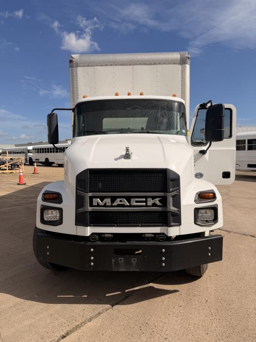 2022 Mack MD6-1