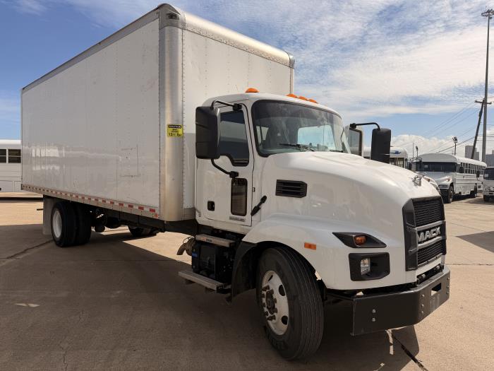 2022 Mack MD6-0