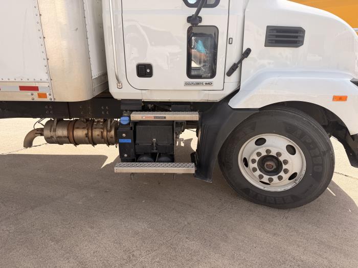 2022 Mack MD6-4