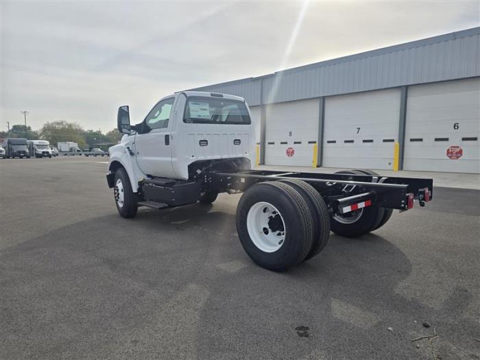 2027 Ford F-650-5