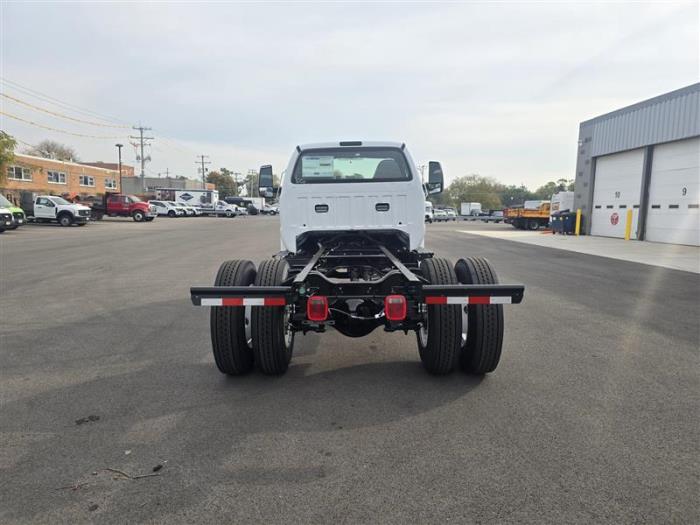 2027 Ford F-650-6