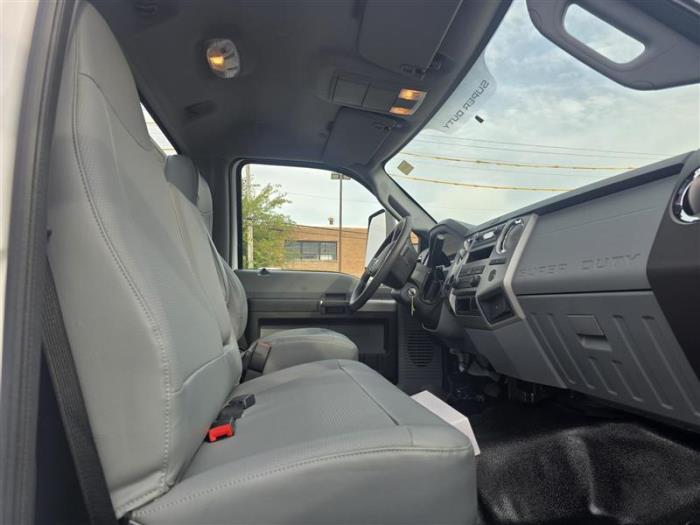 2027 Ford F-650-11