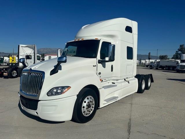 2022 International LT625-0