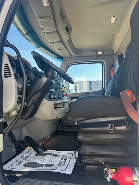 2021 Peterbilt 579-2