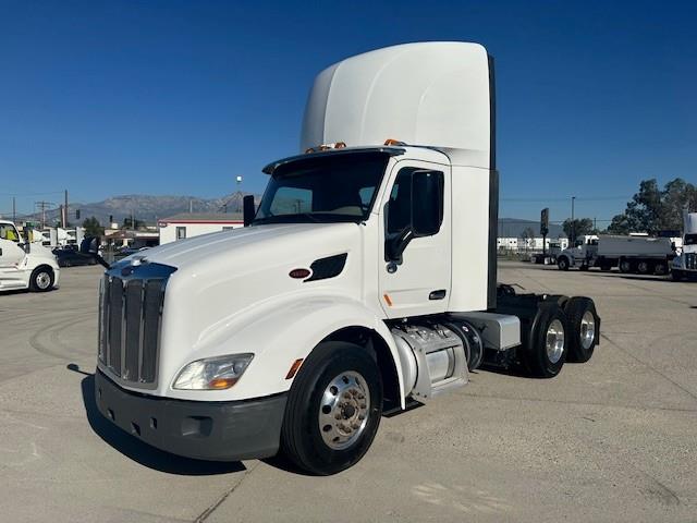 2021 Peterbilt 579-0