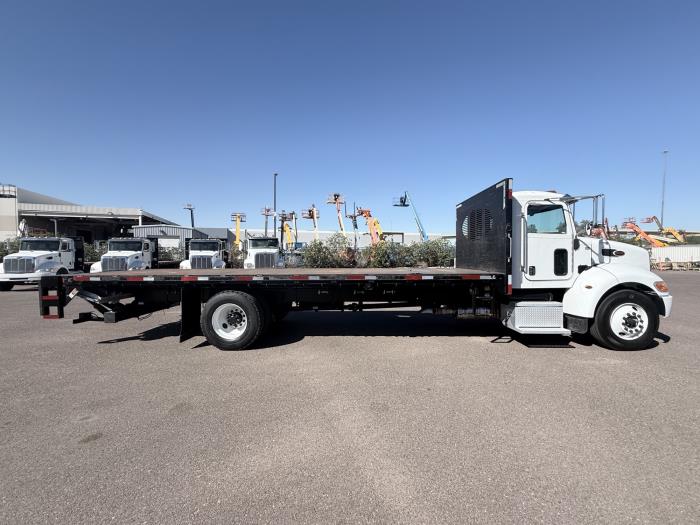 2019 Peterbilt 330-6