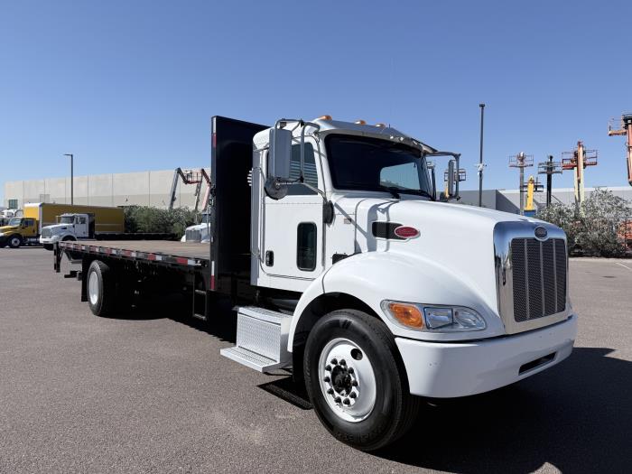 2019 Peterbilt 330-7