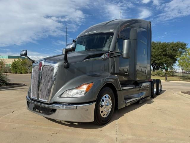 2023 Kenworth T680-0