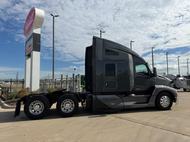 2023 Kenworth T680-6