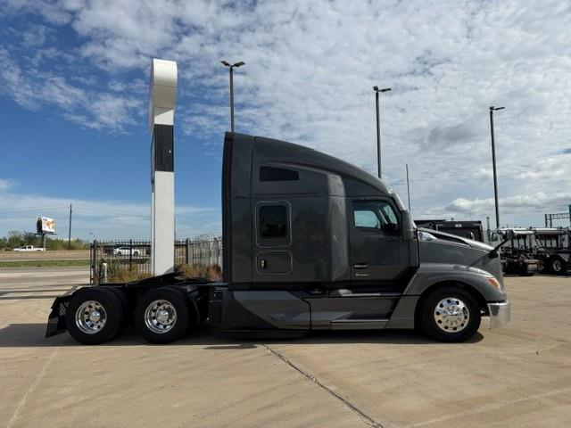 2023 Kenworth T680-7