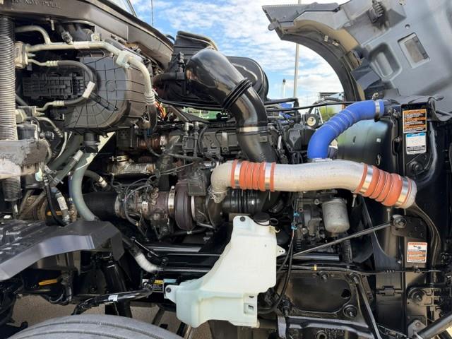 2023 Kenworth T680-15
