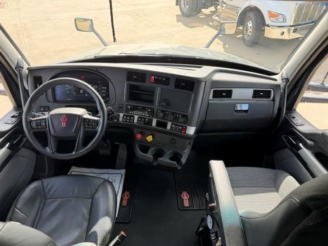 2023 Kenworth T680-45