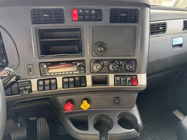 2023 Kenworth T680-47
