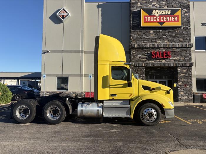 2021 Peterbilt 579-4