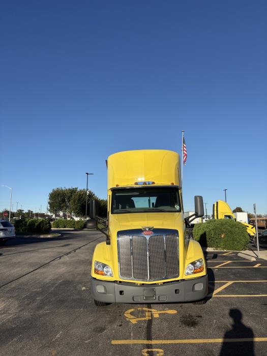 2021 Peterbilt 579-3