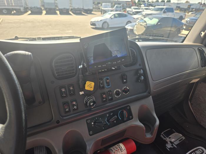 2020 Freightliner Business Class M2 106-10