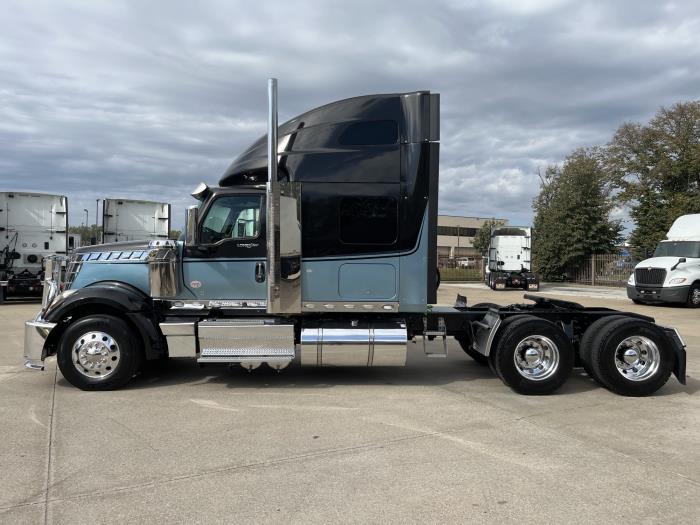 2022 International LoneStar-1