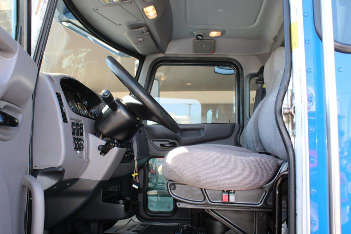 2021 Peterbilt 337-7