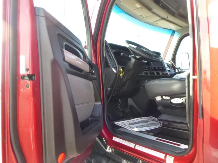 2023 Kenworth T680-9