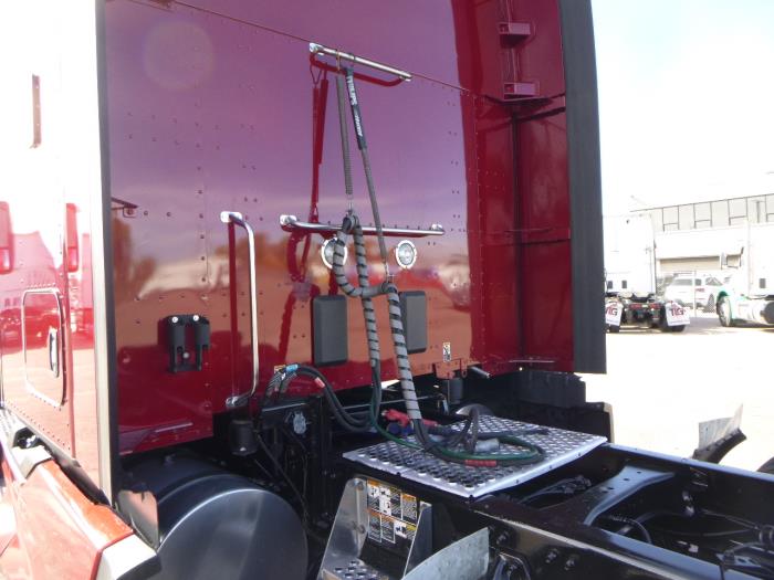 2023 Kenworth T680-30