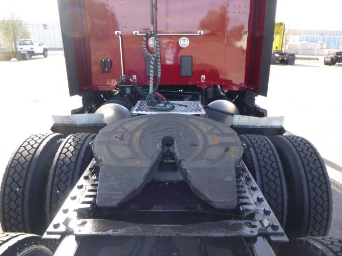 2023 Kenworth T680-34