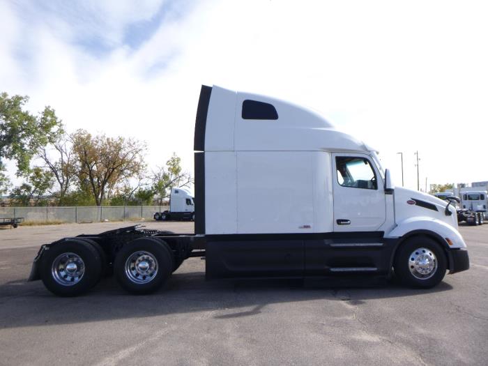 2023 Peterbilt 579-5
