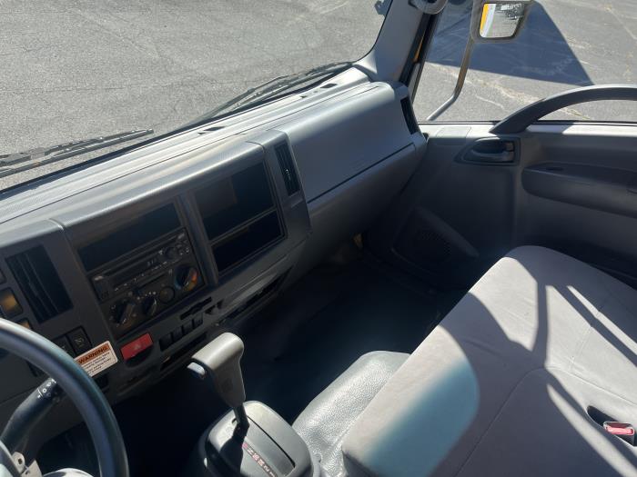 2018 Isuzu NPR-12