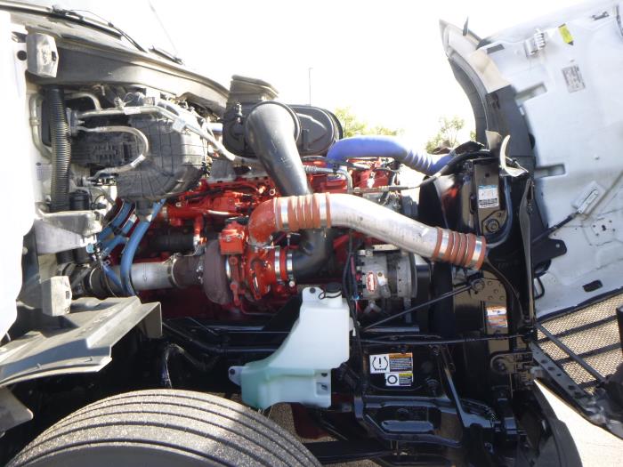 2023 Peterbilt 579-38