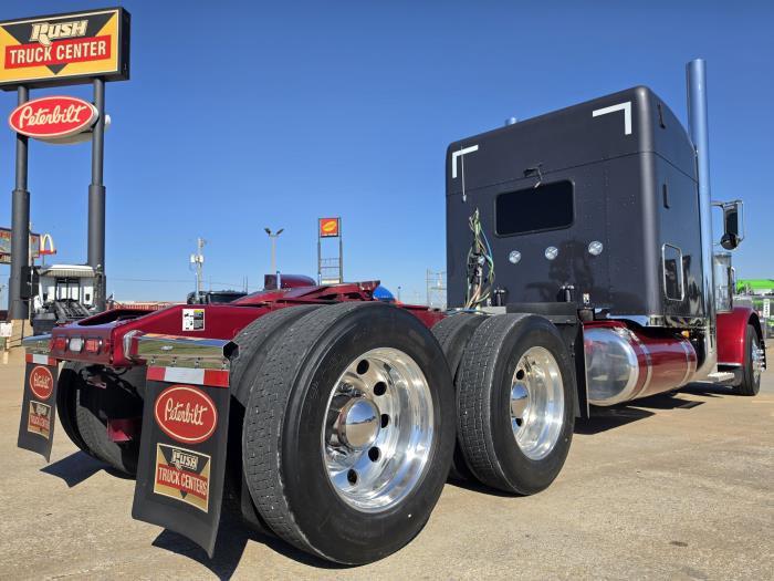 2023 Peterbilt 389-6