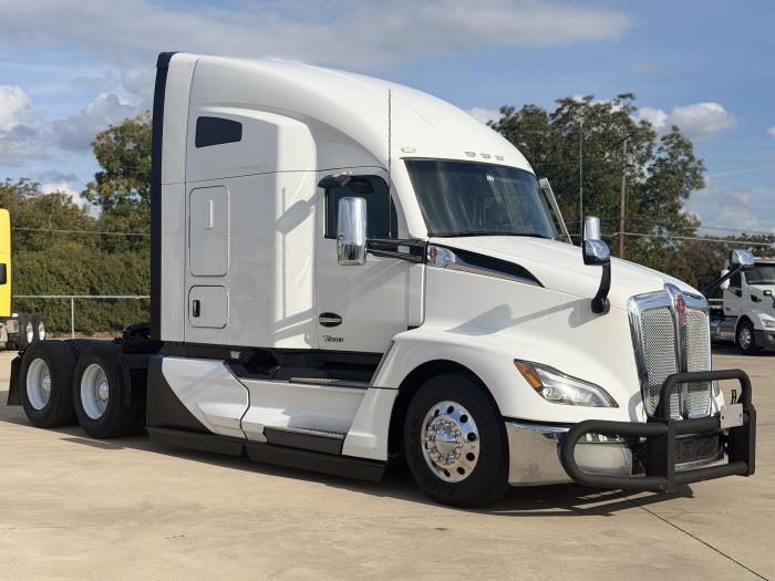 2024 Kenworth T680-2