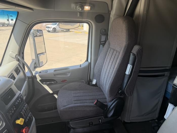 2022 Peterbilt 579-23