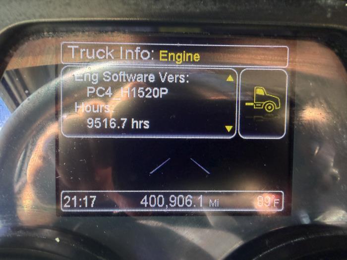 2022 Peterbilt 579-33