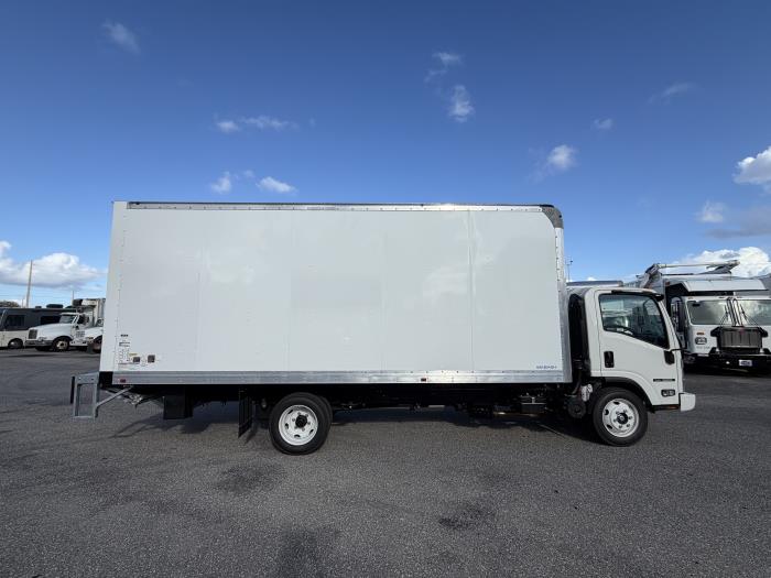 2026 Isuzu NRR-7