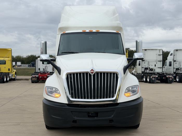 2022 International LT625-1