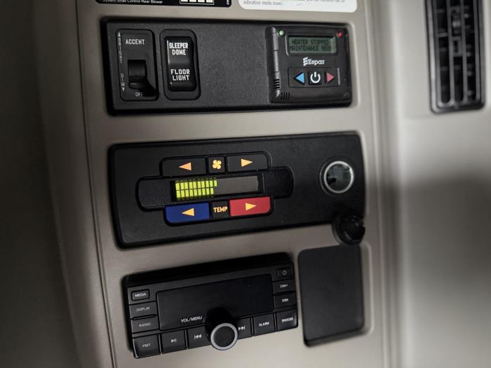 2022 International LT625-22