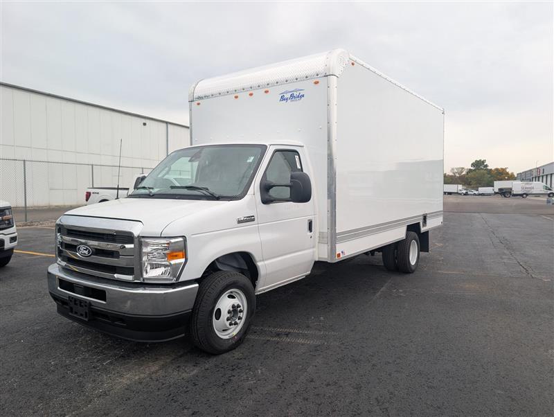 New 2027 Ford E-450 - photo 1